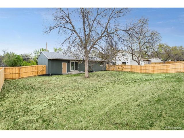 1474 W Lake Ave, Littleton, CO 80120