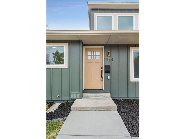 1474 W Lake Ave, Littleton, CO 80120