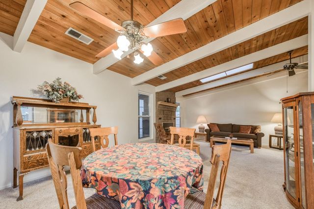 1611 W Mesa Avenue, Fresno, CA 93711