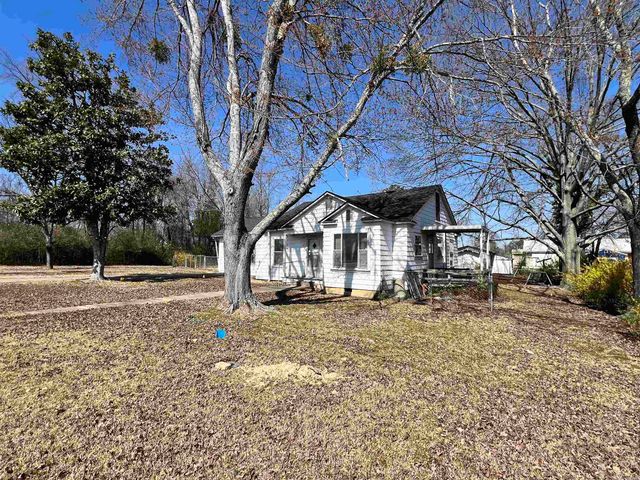 103 E Victory Street, Star City, AR 71667