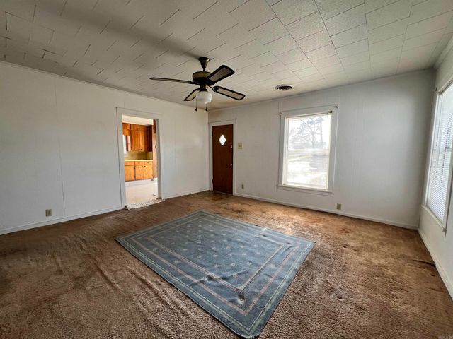 103 E Victory Street, Star City, AR 71667