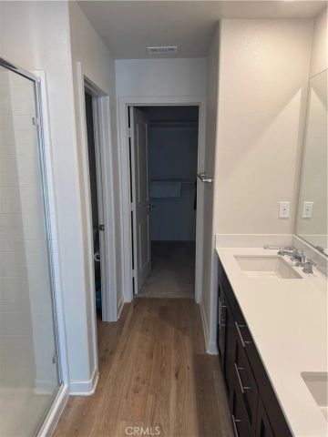 132 Dove Lndg, Covina, CA 91722