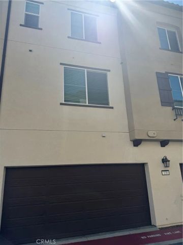 132 Dove Lndg, Covina, CA 91722
