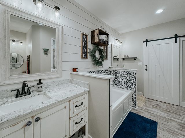 2121 SE County Road 2160, Corsicana, TX 75109