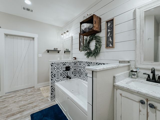 2121 SE County Road 2160, Corsicana, TX 75109