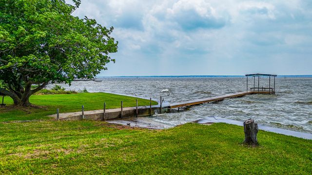 2121 SE County Road 2160, Corsicana, TX 75109