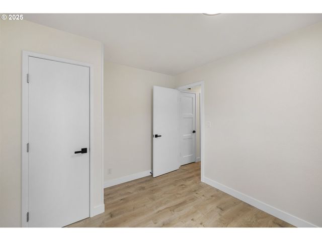 10116 N HUDSON St, Portland, OR 97203