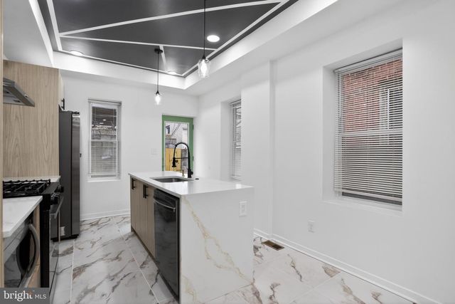 1610 N DOVER ST, Philadelphia, PA 19121