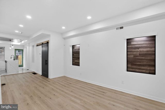 1610 N DOVER ST, Philadelphia, PA 19121