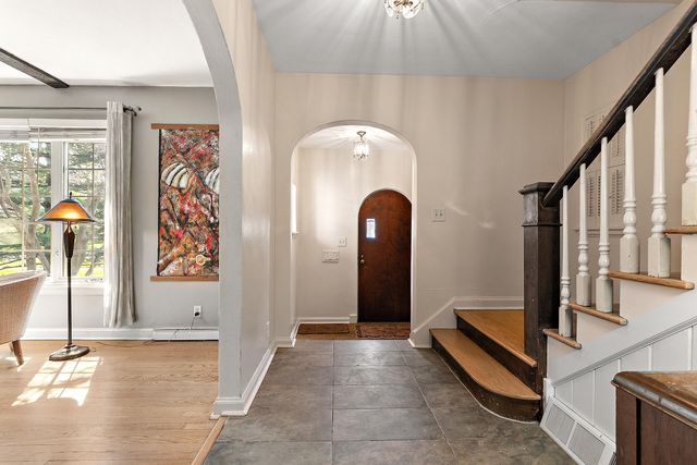 8339 Northcote Avenue, Munster, IN 46321