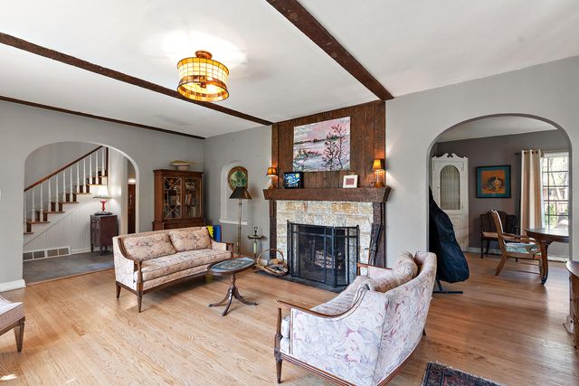 8339 Northcote Avenue, Munster, IN 46321