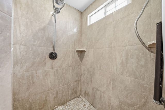 550 Fermoore, San Fernando, CA 91340