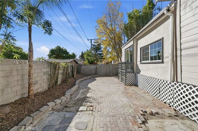 550 Fermoore, San Fernando, CA 91340