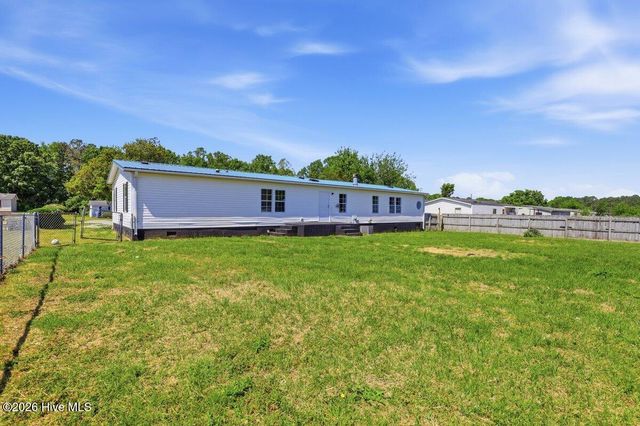 114 Duck Ridge Drive, Pikeville, NC 27863