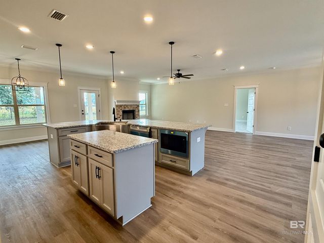 20882 Hale Drive, Robertsdale, AL 36567