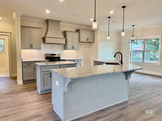 20882 Hale Drive, Robertsdale, AL 36567