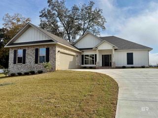20882 Hale Drive, Robertsdale, AL 36567