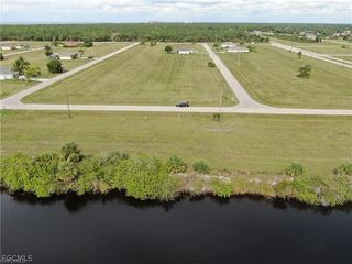 4102 NW 39th LN, Cape Coral, FL 33993