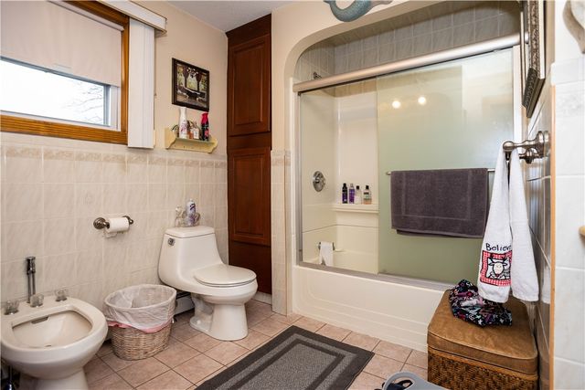 546 Lonsdale Avenue, Central Falls, RI 02863