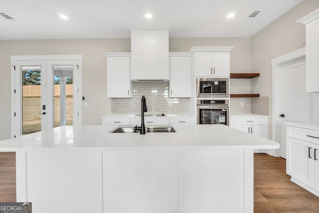 297 E Knight Road, Mcdonough, GA 30252