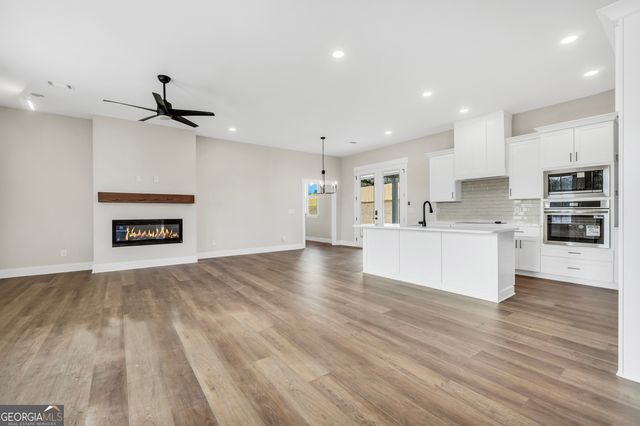 297 E Knight Road, Mcdonough, GA 30252