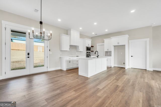 297 E Knight Road, Mcdonough, GA 30252