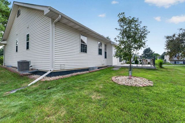 6502 Doral Circle, Madison, WI 53719