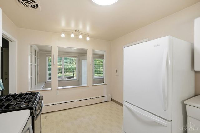 6604 Ambar Avenue, Cincinnati, OH 45230