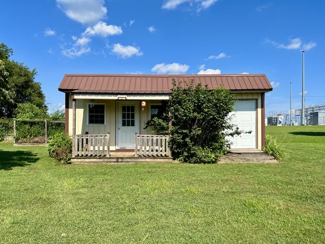 1036 Bowling Green Rd, Franklin, KY 42134