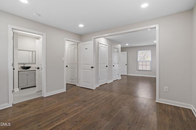 305 E Millbrook Road, Raleigh, NC 27609