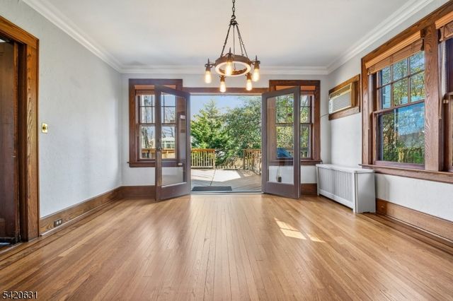 21 Broadview Ave, Maplewood Twp., NJ 07040