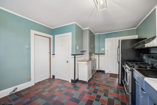 21 Broadview Ave, Maplewood Twp., NJ 07040