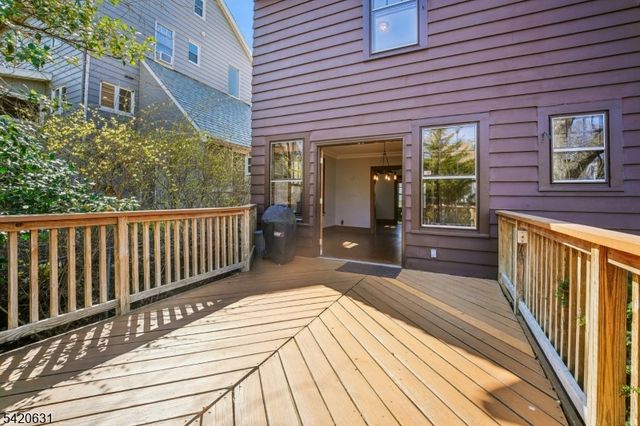 21 Broadview Ave, Maplewood Twp., NJ 07040