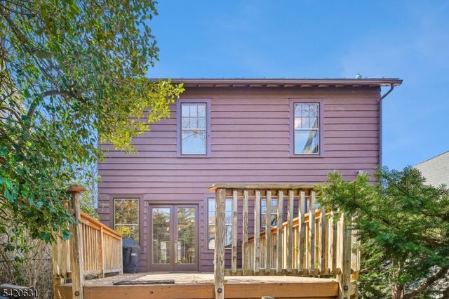 21 Broadview Ave, Maplewood Twp., NJ 07040