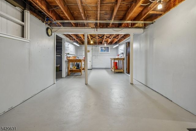 21 Broadview Ave, Maplewood Twp., NJ 07040