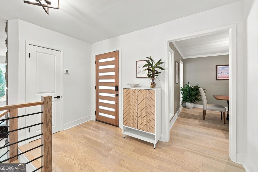 200 Pitch Lake Lane, Roswell, GA 30076 — photo 5