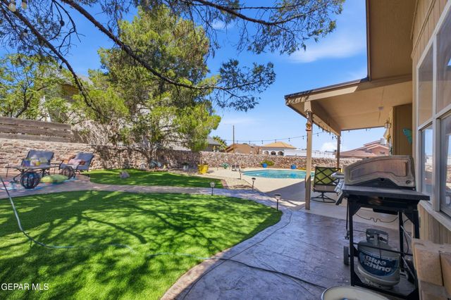 1237 NIGHT HAWK Drive, El Paso, TX 79912