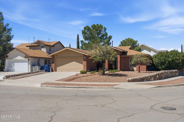 1237 NIGHT HAWK Drive, El Paso, TX 79912