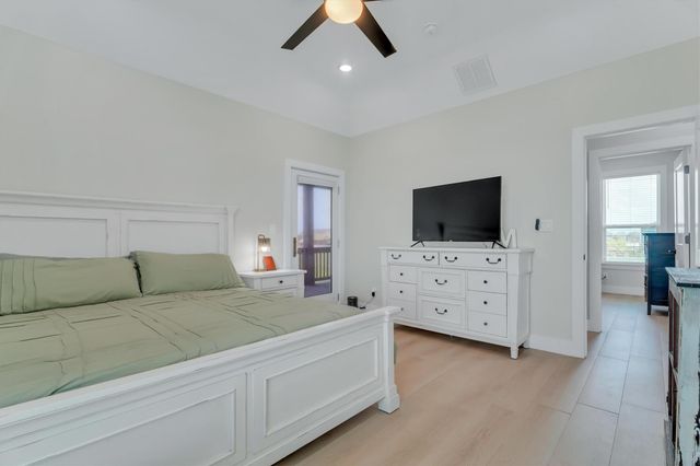 3815 Kiva Road, Galveston, TX 77554