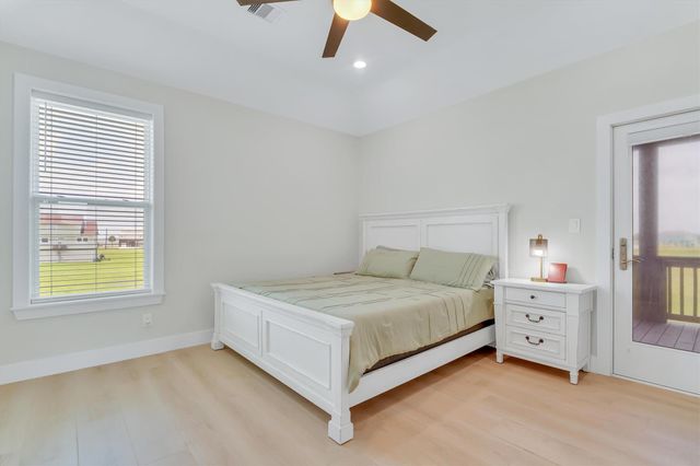 3815 Kiva Road, Galveston, TX 77554