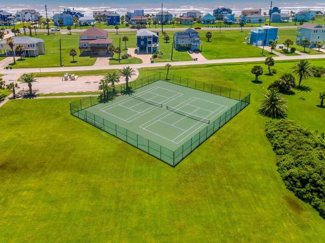 3815 Kiva Road, Galveston, TX 77554