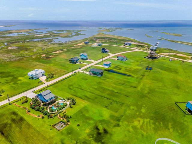 3815 Kiva Road, Galveston, TX 77554
