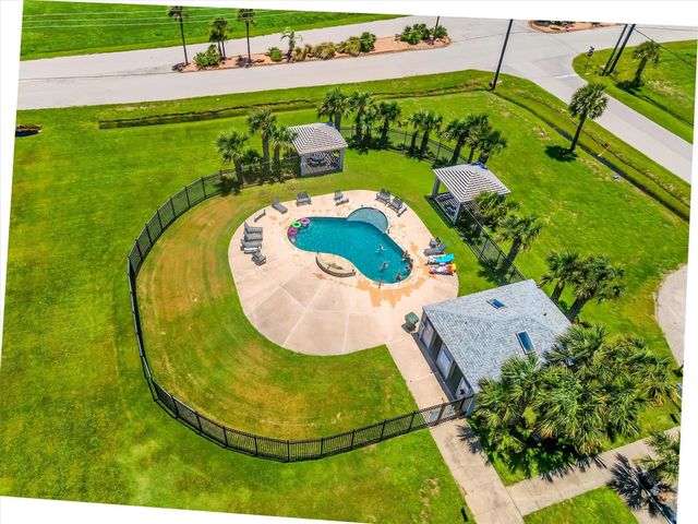 3815 Kiva Road, Galveston, TX 77554