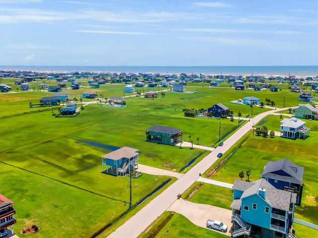 3815 Kiva Road, Galveston, TX 77554