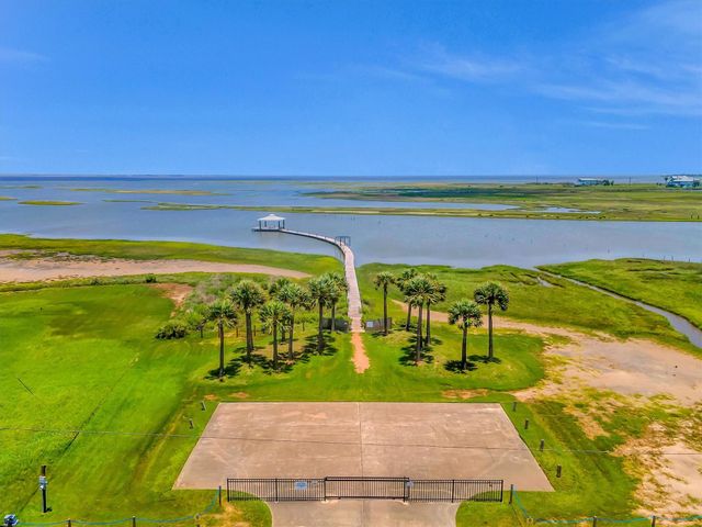 3815 Kiva Road, Galveston, TX 77554