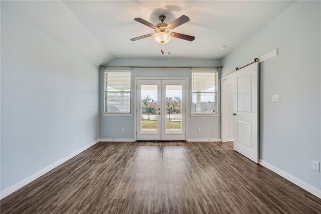 6336 Spartan Drive, College Station, TX 77845