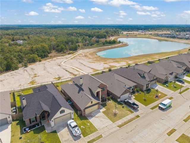 6336 Spartan Drive, College Station, TX 77845