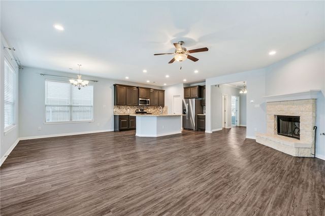 6336 Spartan Drive, College Station, TX 77845