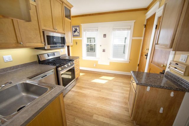 3929 N Maryland AVENUE, Shorewood, WI 53211
