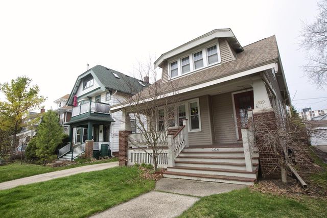 3929 N Maryland AVENUE, Shorewood, WI 53211